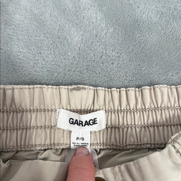 Garage Women's Tan Cargo Pants - Picture 3 of 7